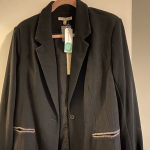 41 Hawthorne black blazer